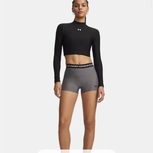 Under Armour Women's HeatGear Shorty 3" Shorts in Gray